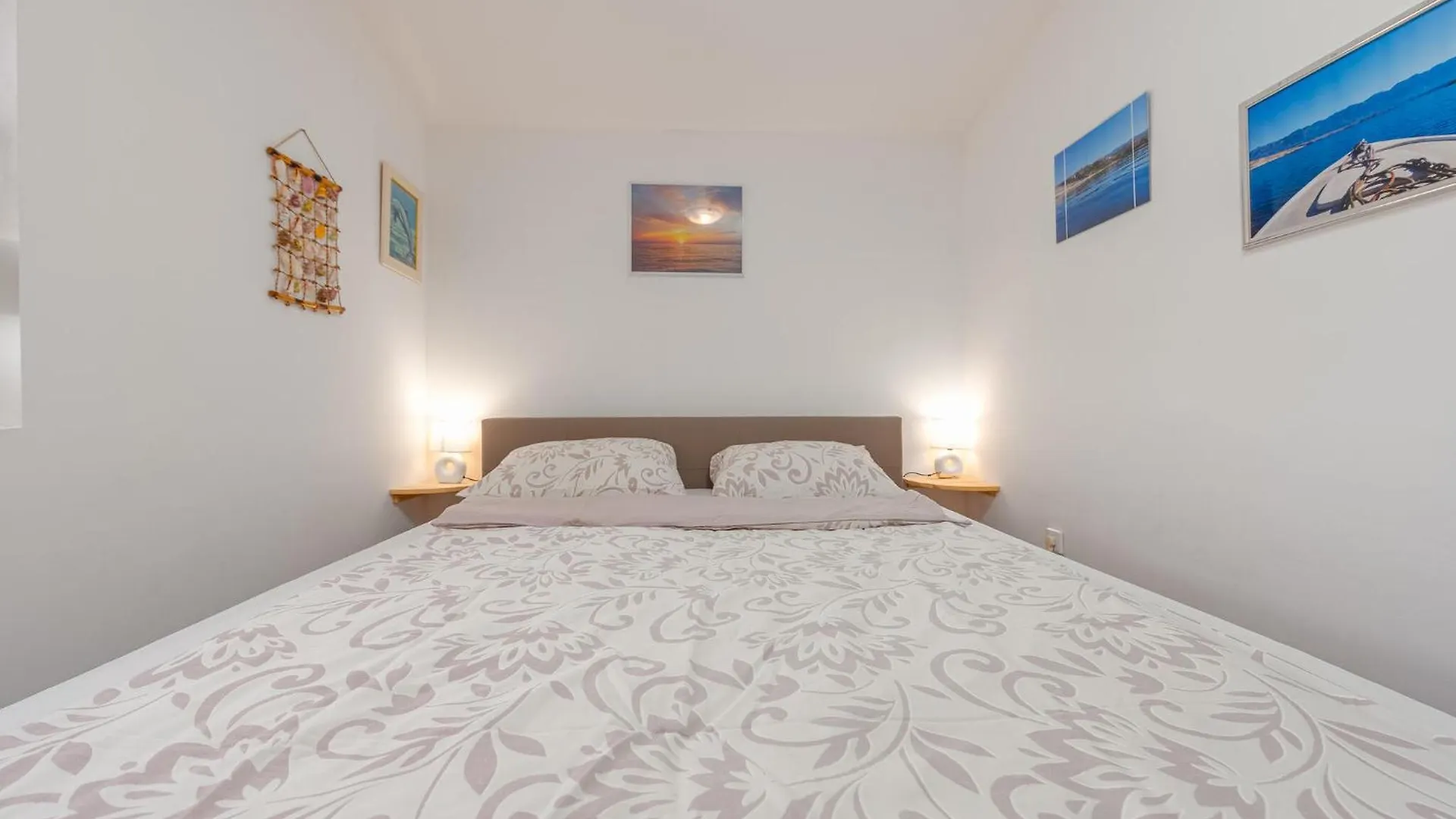 2 Bedroom Amazing Apartment In Smokvica Smokvica  0*, Smokvica (Pag)