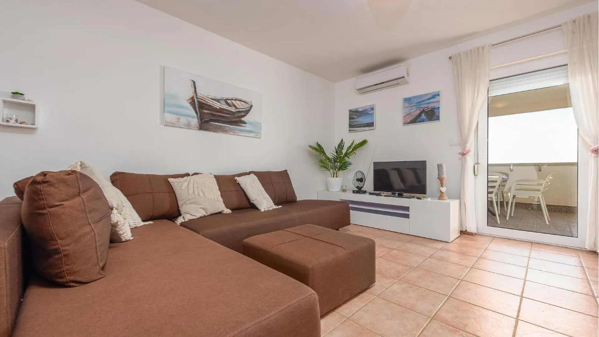 2 Bedroom Amazing Apartment In Smokvica Smokvica  Smokvica (Pag)